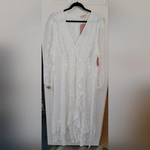NWT Ivy City Be Mine White Lace Dress - Picture 4 of 14